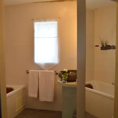 Le Parad'izier 4* Izier